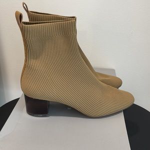 Everlane Glove Boot